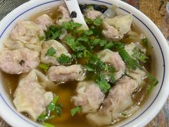 招牌野馄炖-老谢野馄饨(延安路店)