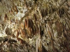 -波斯托伊纳溶洞