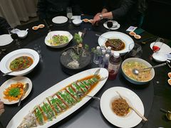 -忆江南·临江鱼馆