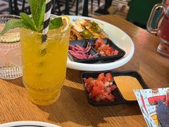 -Famous肥猫墨西哥音乐餐吧(五棵松华熙LIVE店)