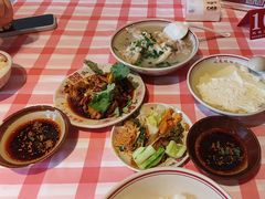 -老方桌烂蹄花川菜馆(九龙坡店)