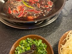 -渝井巷重庆老火锅(沈阳吉祥店)