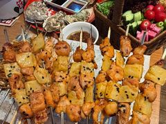 -华府九号海鲜烧烤大排档(龙域店)