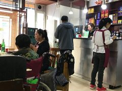 大堂-老长江路灌汤包(天津路总店)