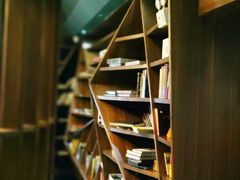 -钟书阁(松江泰晤士小镇店)