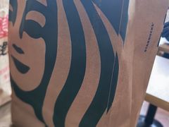 -星巴克(上海虹桥站2A检票口)