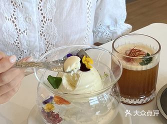 公园里的咖啡店|好吃cry的甜品蛋糕～