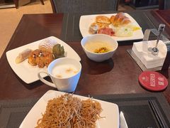 -三亚湾海居铂尔曼度假酒店