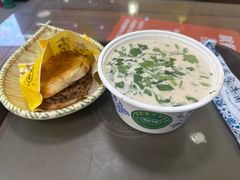 -穆得·老周家牛肉烧饼(普利街店)