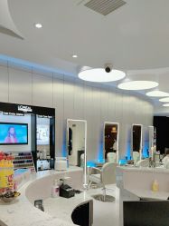 -PE SALON