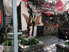 -喵屿·大理花园猫咖