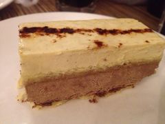 香草摩卡榛子蛋糕-榖屋house of flour(张江首店)