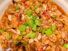 紫苏油焖蛙-简小舍·民间手艺菜(武昌江滩店)