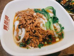 原汤肉丝米粉-双燕楼·手工馄饨·汤面小吃(世纪汇店)