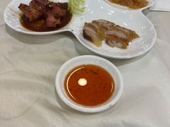 鸿运烧味拼盘-渔意楼·驰名沙田乳鸽(五羊旗舰店)