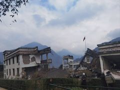 -四川汶川特大地震漩口中学遗址