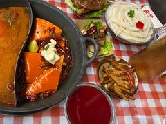 -赵美丽·重庆社区火锅·直营店(火车东站·中豪国际店)