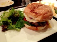 招牌汉堡-Boxing Cat Brewery拳击猫精酿啤酒馆(永福店)