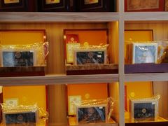 面包甜点陈列柜-宫品海参专卖店(静安大宁店)