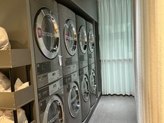 -上海虹桥中心爱琴海亚朵S酒店