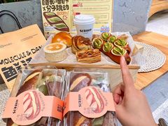 -分子跳动鲜活面包(五一大道店)