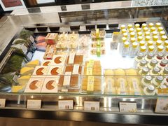 -皇冠幸福里动物奶油生日蛋糕(万达店)