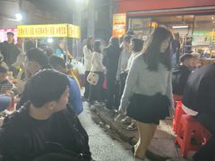 -郑记•不夜城烧烤•龙虾•虾蟹(黄鹤楼店)