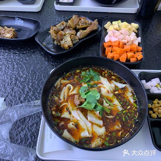 巴比伦汤面馆