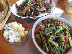 -郑件洋芋饭庄