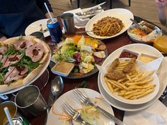 -WOLFGANG PUCK KITCHEN & BAR(迪士尼小镇店)
