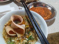 -九尺赵老四鲜鹅肠火锅
