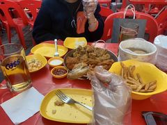 -BHC炸鸡(明洞总店)