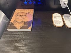 -桔子酒店(深圳东门湖贝地铁站店)