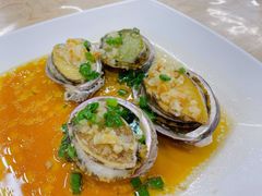 蒜蓉粉丝蒸鲍鱼-双月饭店·20年老字号(新村店)