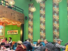 -香巴拉云南餐厅(华莱坞店)