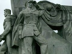 -上海市龙华烈士陵园