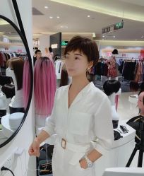 -LAQUEEN 时尚健康假发