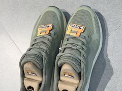 -SKECHERS 斯凯奇(上海国际时尚中心店)