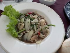 -Neary Khmer Restaurant