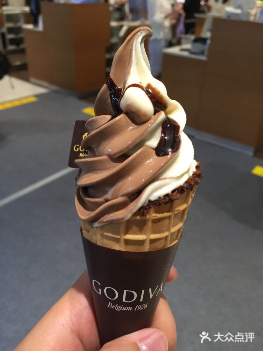 godiva(五角场万达广场店)双重巧克力冰淇淋图片
