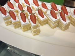 -华邑酒店·鲜艳全日自助餐厅