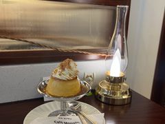 -Café Monson