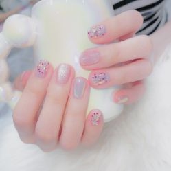 -七彩虹美甲美睫 半永久