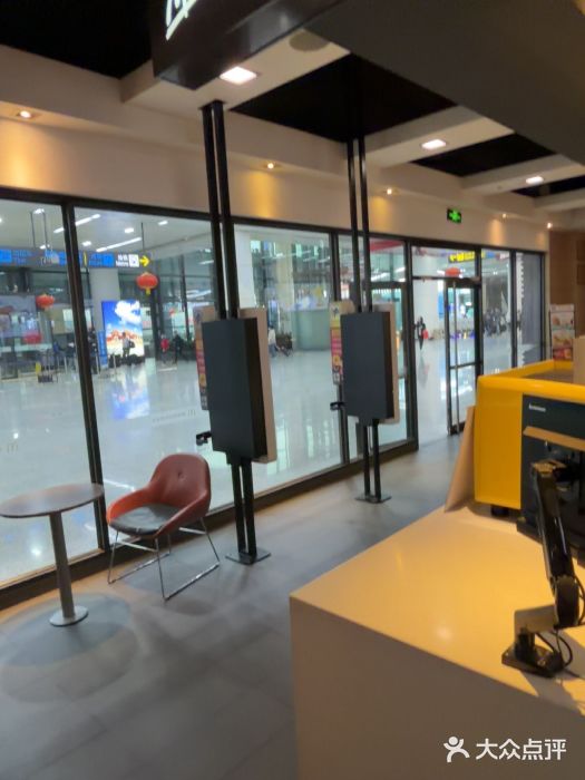 麦当劳(桃仙机场到达层店)图片