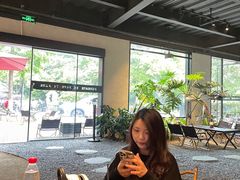 -J Create城市露营咖啡·简餐·宠物(上海动物园店)