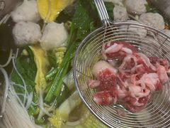 -牛满溢·自助潮汕鲜牛肉火锅(龙汇路店)