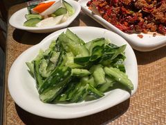 蒜泥黄瓜-渝信川菜(西单店)