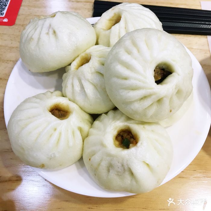 凤起龙游老面包子(天通苑华联店)老面土猪肉包图片