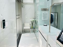 -福奈特洗衣洗鞋(宝山一二八纪念路店)