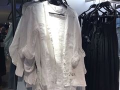 -ZARA(万达广场二七店)